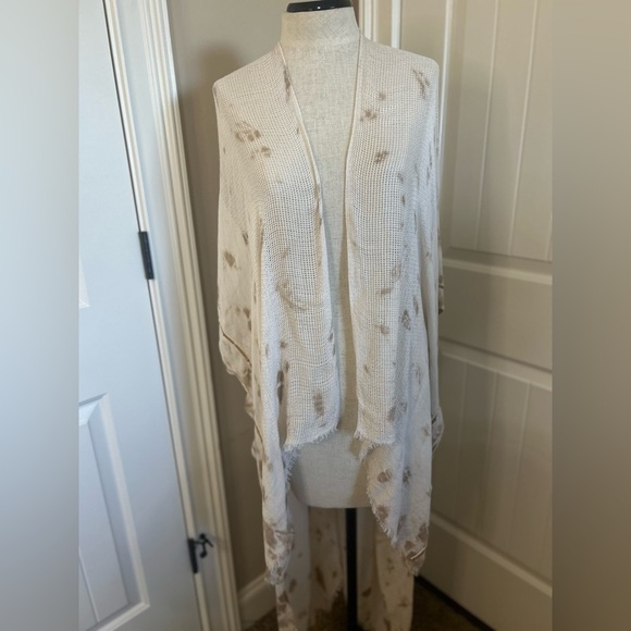 Soft Surroundings Kimono. One Size. Fairycore. - Picture 2 of 10